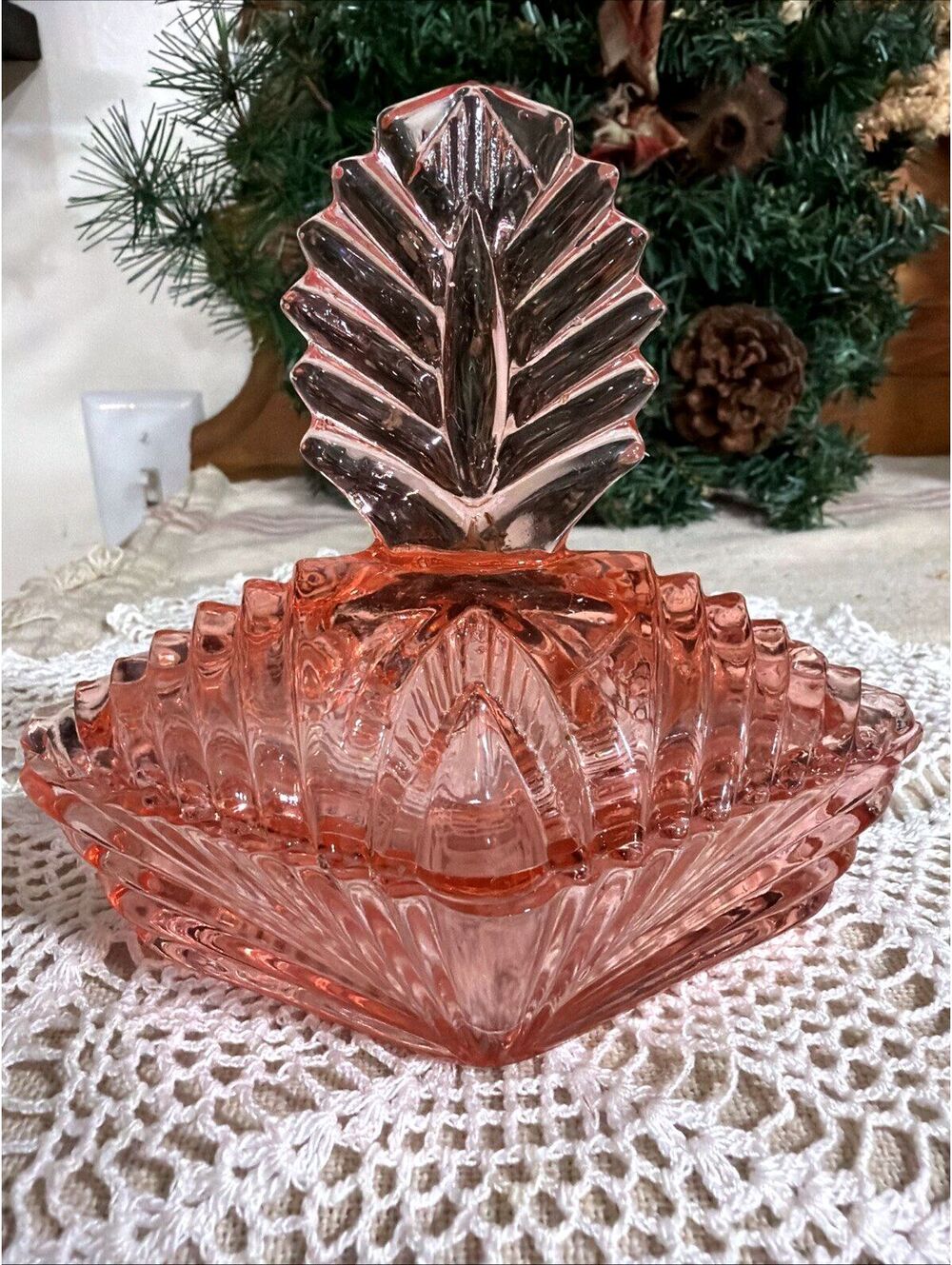 VTG Martinsville Pink Depression Glass Powder Jar Vanity Dish W/ Lid Art Deco